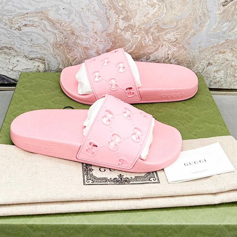 New! Gucci Rubber GG Monogram Perforated Womens Slide Sandals - Picture 1 of 9
